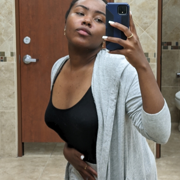 Meet your Posher, Haylee - Picture 5 of 7